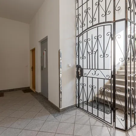Apartment On Krymska